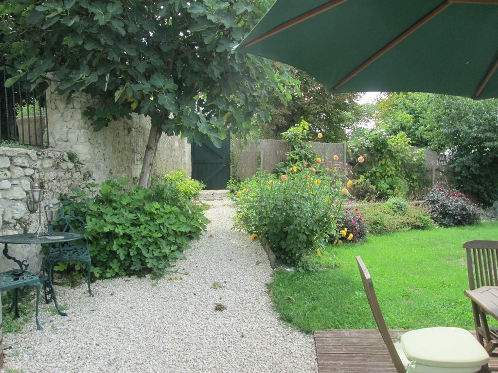 Le Petit Lavoir Saint-Paul-Lizonne Eksteriør bilde